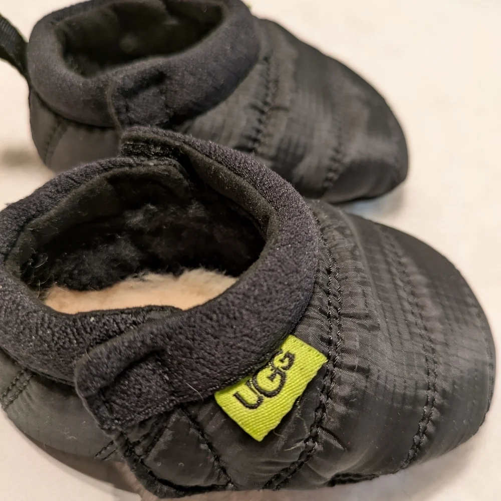 UGG keep your